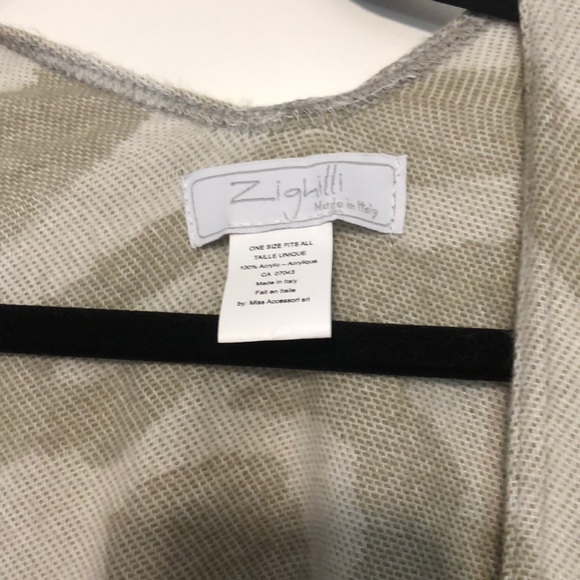 Beige Shawl - Picture 3 of 3